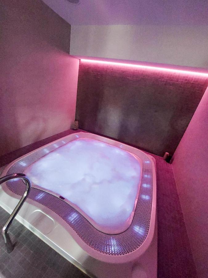 Zamek Trest Otel Dış mekan fotoğraf