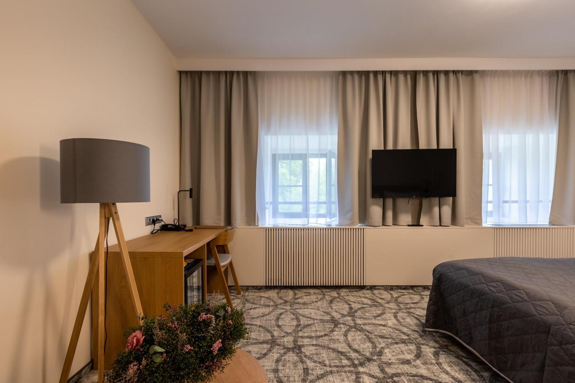 Zamek Trest Otel Dış mekan fotoğraf